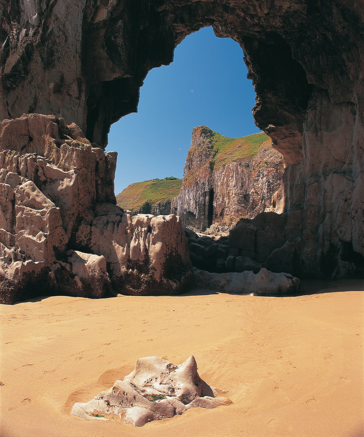 Church Doors Cove Nr Lydstep